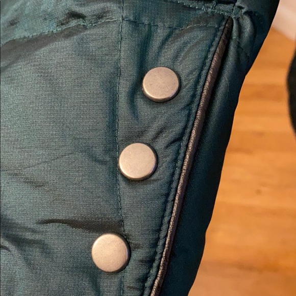 Iridescent green down jacket Eddie Bauer - Picture 9 of 16